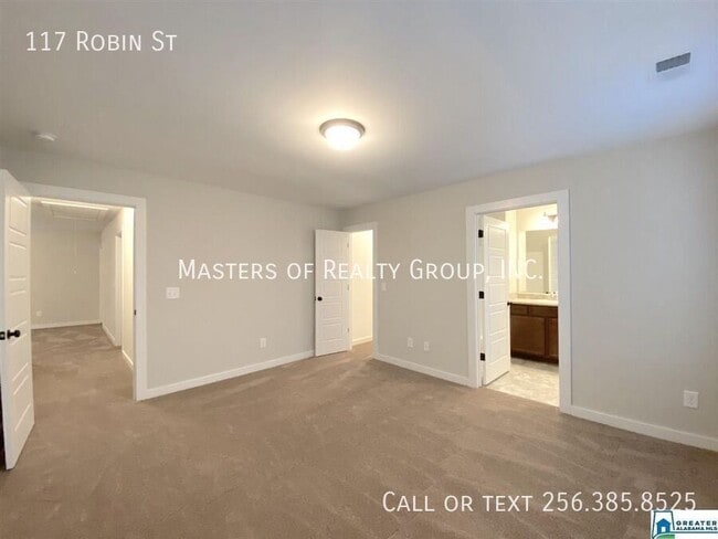 Building Photo - 117 Robin St
