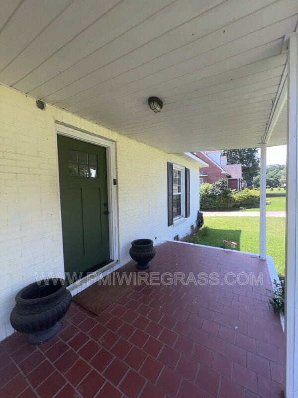 Building Photo - 106 Highland Dr