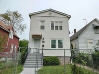 Building Photo - 10619 S Perry Ave