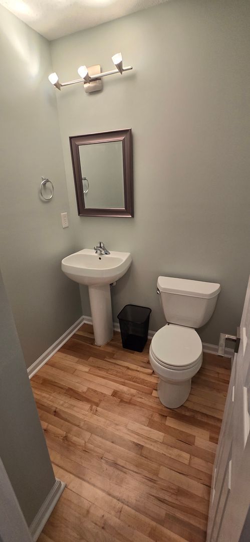 Building Photo - Great gated community near Wake Forest