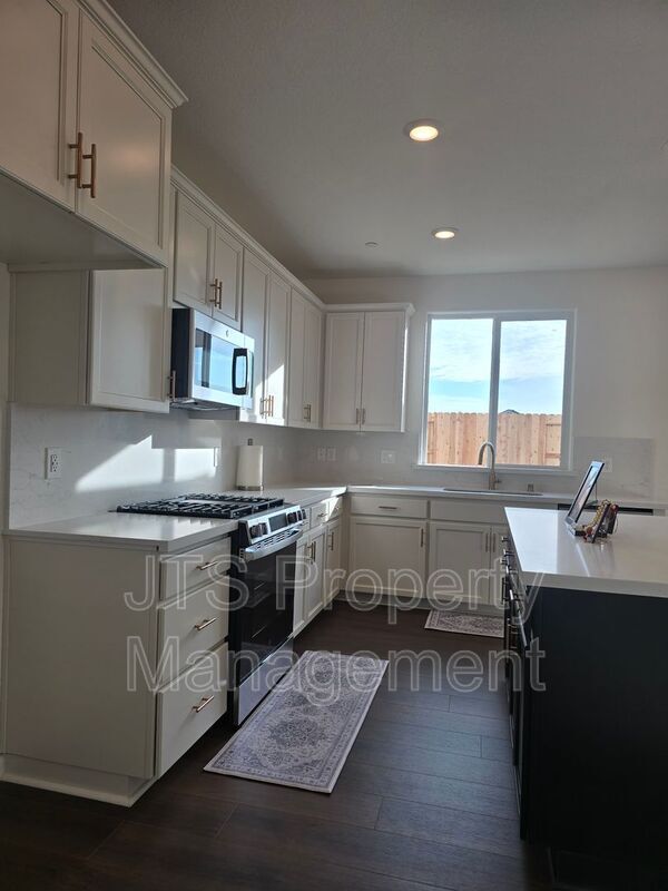 Building Photo - 7193 Great Copper St