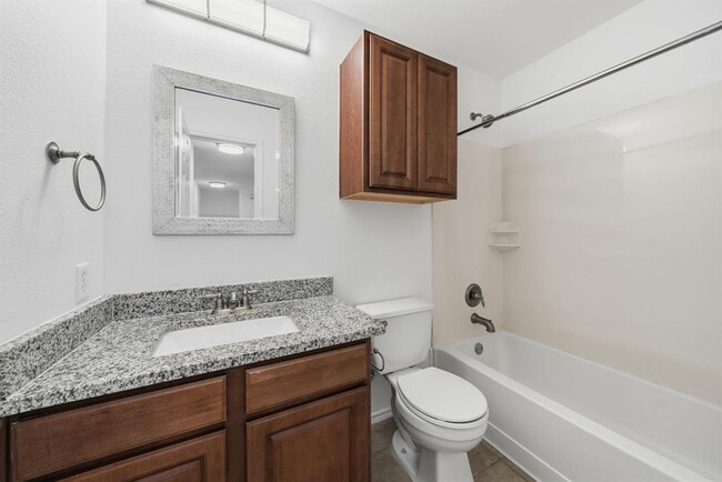 Building Photo - 5712 Zachary Scott St