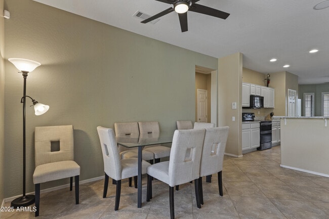 Building Photo - 20539 N Bear Canyon Ct