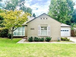 Building Photo - Updated Brookside Bungalow!