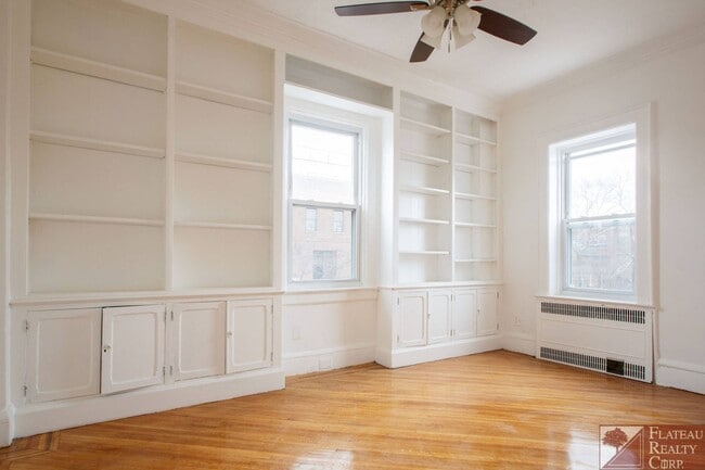 Building Photo - 1340 President St