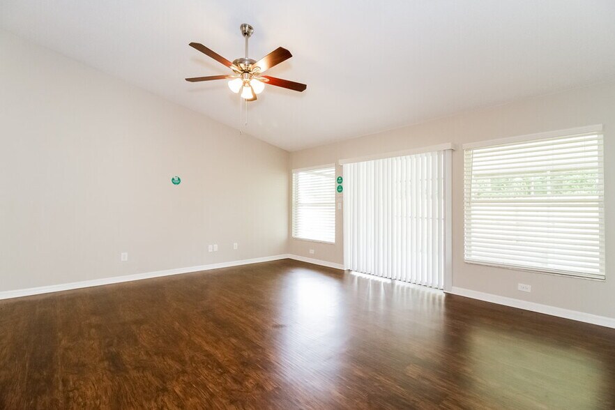 Building Photo - 13839 Riverpath Grove Dr