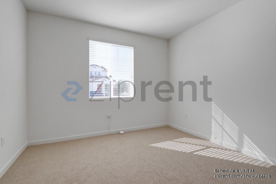 Building Photo - 1300 Renewal Ln