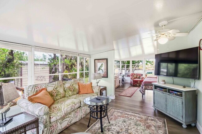 Building Photo - "Ramblers Rest Resort - 1 bed 1 bath home"
