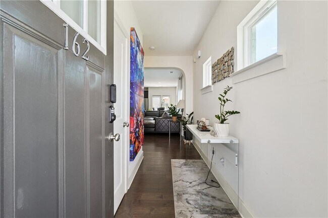 Building Photo - 162 Auburn Run Ln