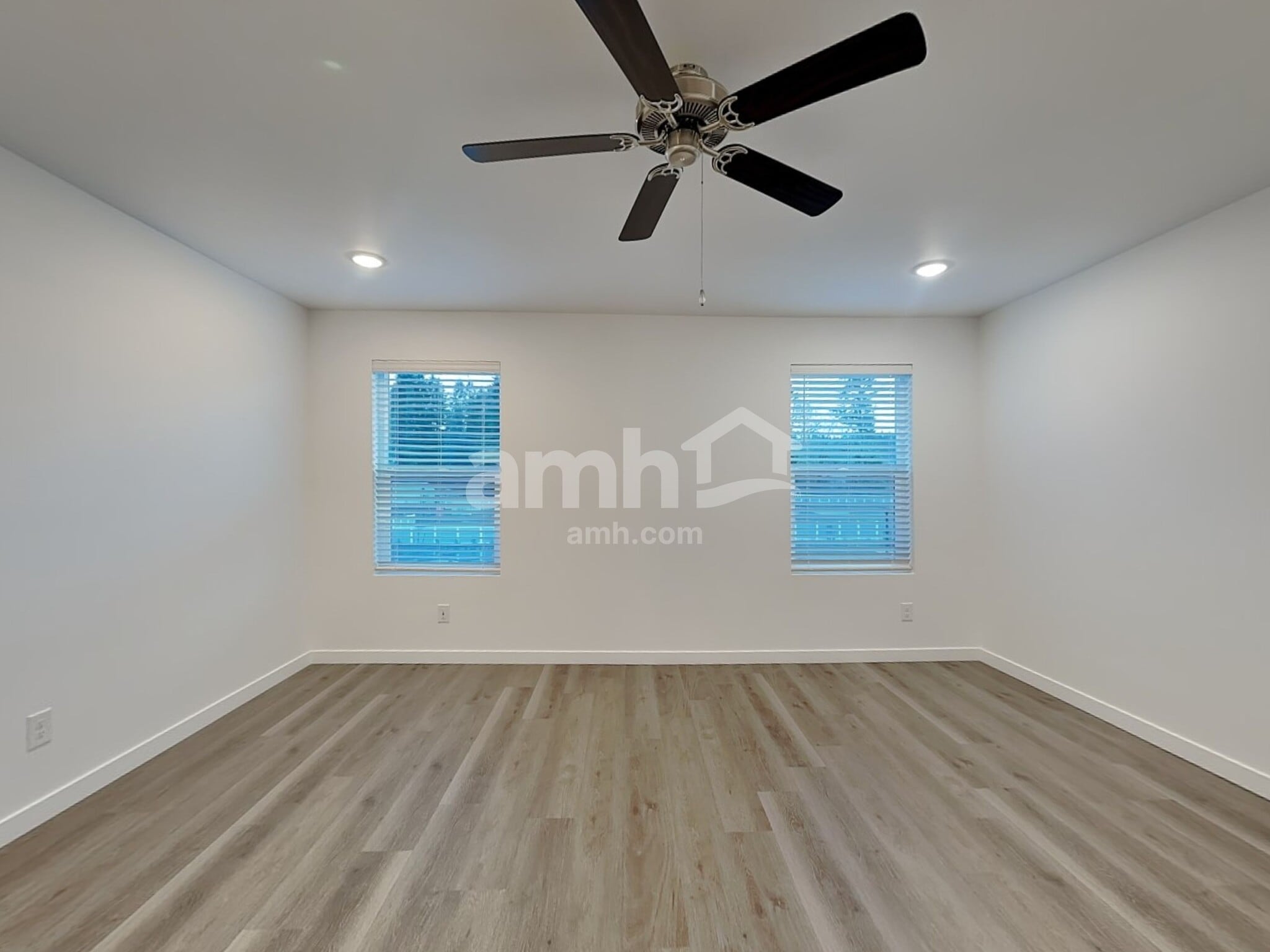 Building Photo - 5020 Washington St SE