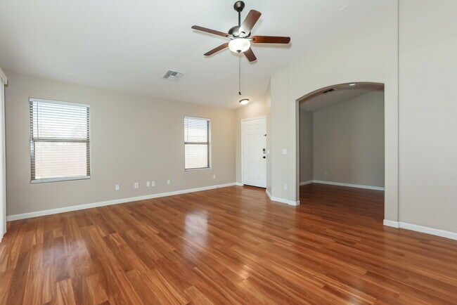 Building Photo - 3650 W Carlos Ln