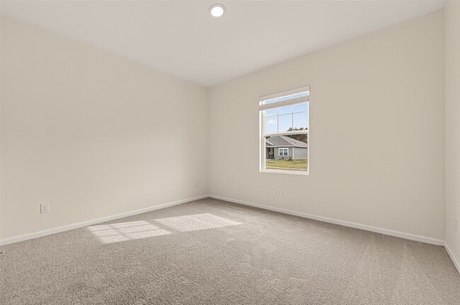 Building Photo - 31334 Gayle Prairie Oaks St