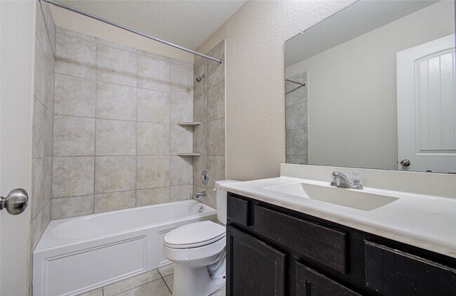 Building Photo - 1418 Spencer Glen Ln