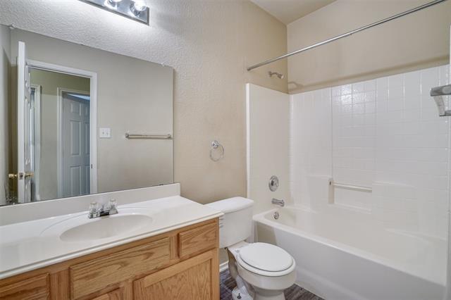 Building Photo - 5148 Senator Dr