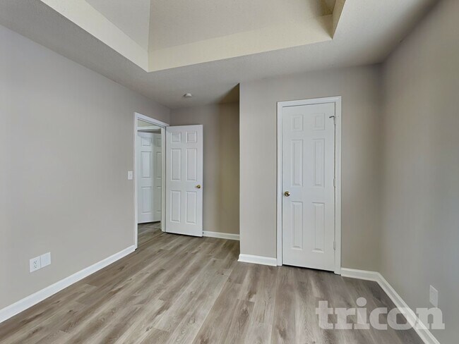 Building Photo - 805 Marcus Ln