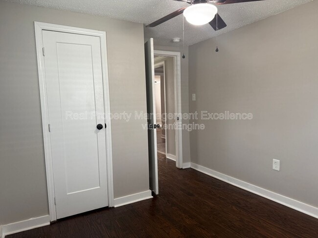 Building Photo - 308 New Rand Rd