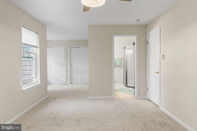Building Photo - 424 Revere Dr