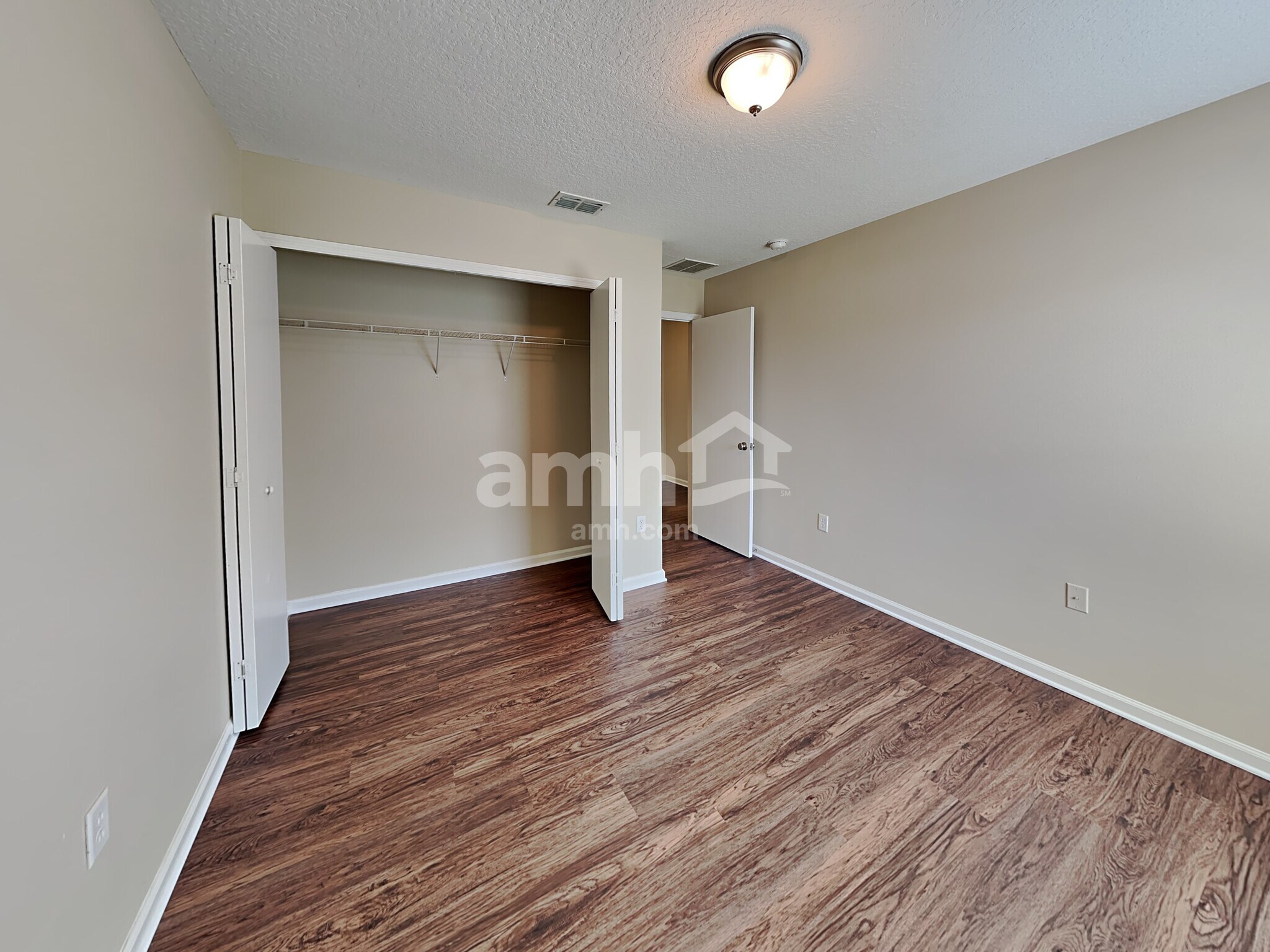 Building Photo - 76594 Timbercreek Blvd