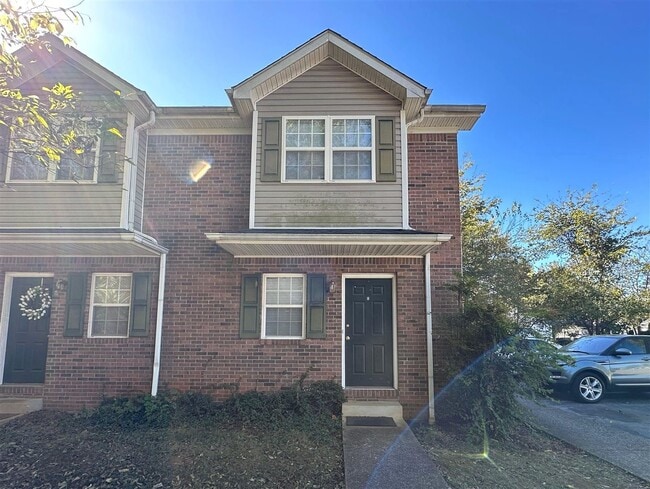 Primary Photo - 1302 Smallhouse Rd