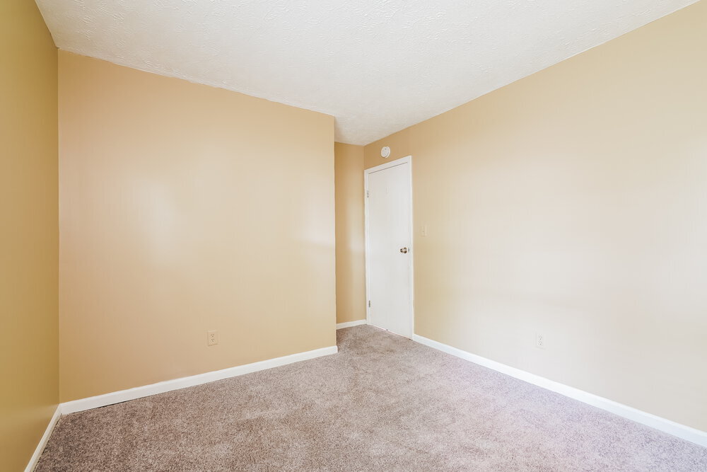 Building Photo - 5761 Pilgrim Dr