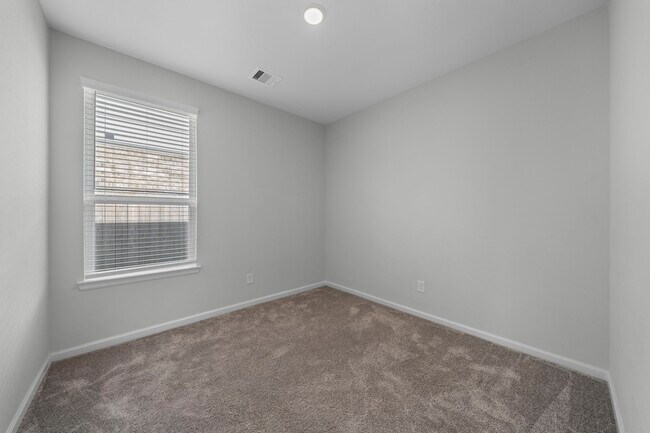 Building Photo - 12927 California Palm Ct