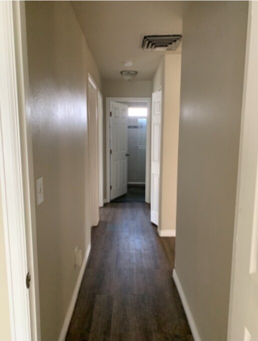Building Photo - 674 Polaris Ct