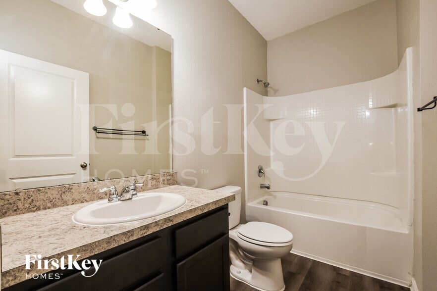 Building Photo - 3941 Saltmarsh Loop