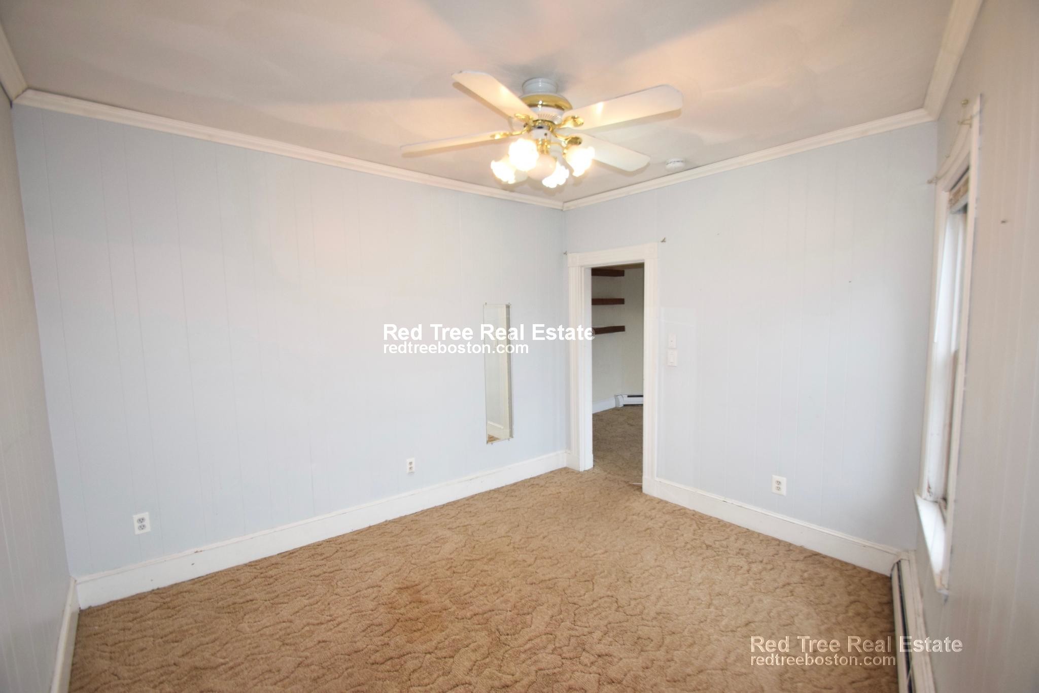 Building Photo - 720 Cambridge St