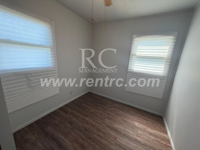 Building Photo - 516 Shadowlawn-