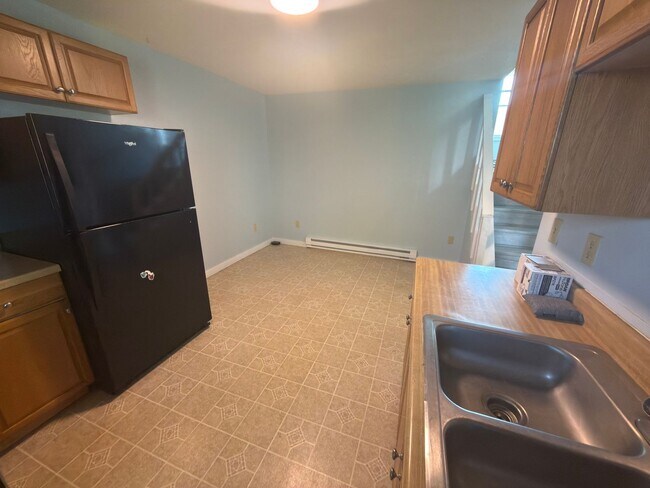 Building Photo - 7074 Hickman Cemetery Rd