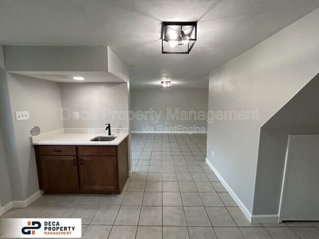 Building Photo - 10939 Brookings Dr