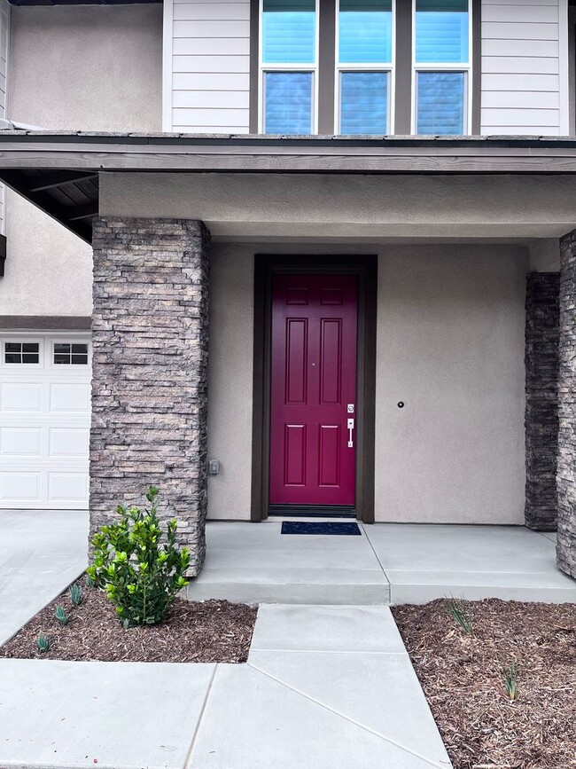 Building Photo - ***NEW BUILD IN LOMA LINDA***