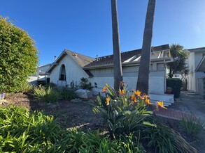 Building Photo - Penthouse Living in Ventura Keys – Harbor Village Condo