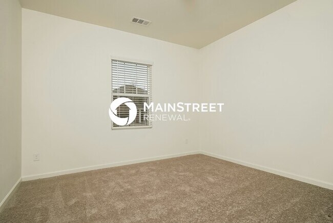 Building Photo - 4 Bedroom Pet-Friendly Home in Crowley, TX with Main Street Renewal