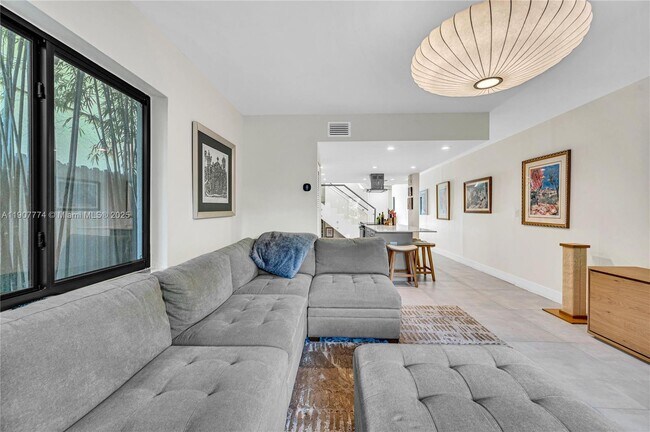 Building Photo - 2965 SW 25th Ter