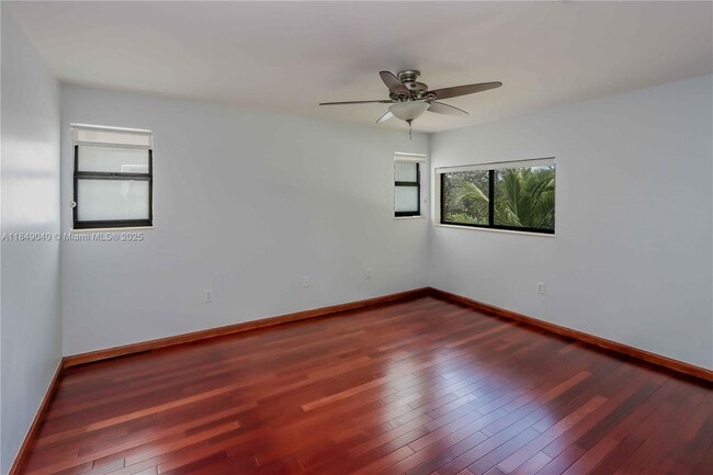 Building Photo - 8035 SW 102nd Ave