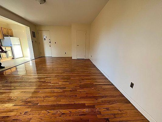 Building Photo - 1 bedroom in BRONX NY 10456