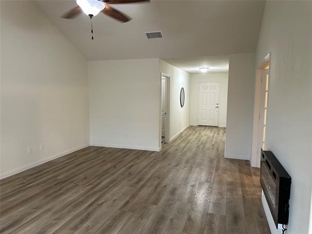 Building Photo - 1603 White Mountain Wy