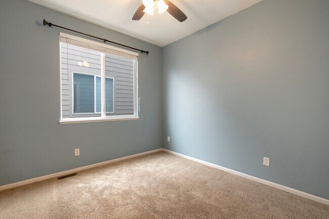 Building Photo - Unparalleled Single-Level Living with Breathtaking Views in D20!