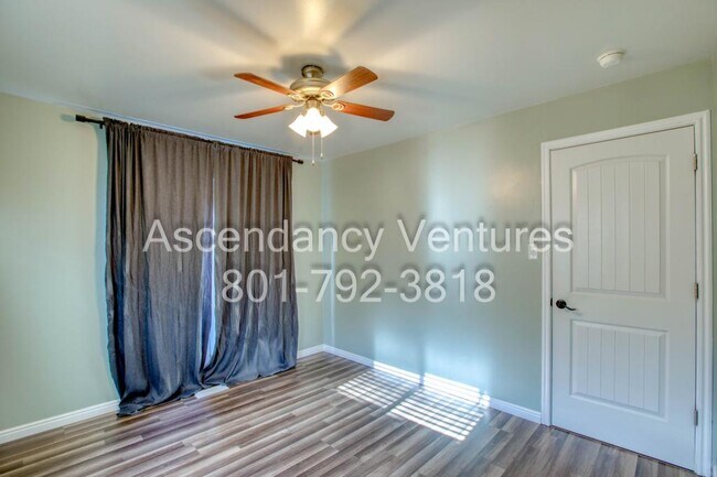 Building Photo - 4104 W 4865 S