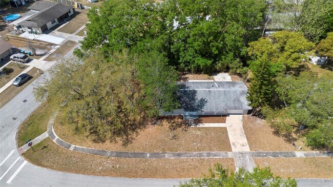 Building Photo - 2240 Conway Dr
