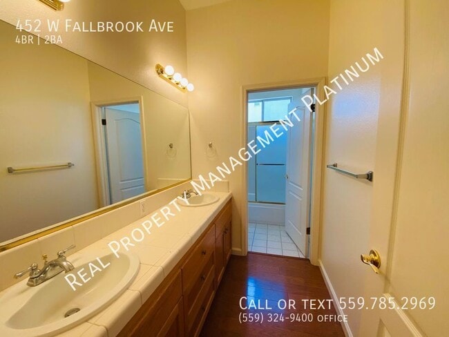 Building Photo - 452 W Fallbrook Ave