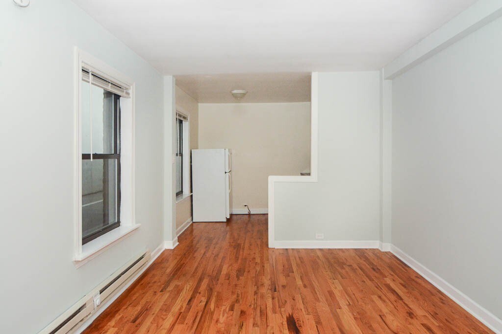 Building Photo - 1314 N Dearborn St