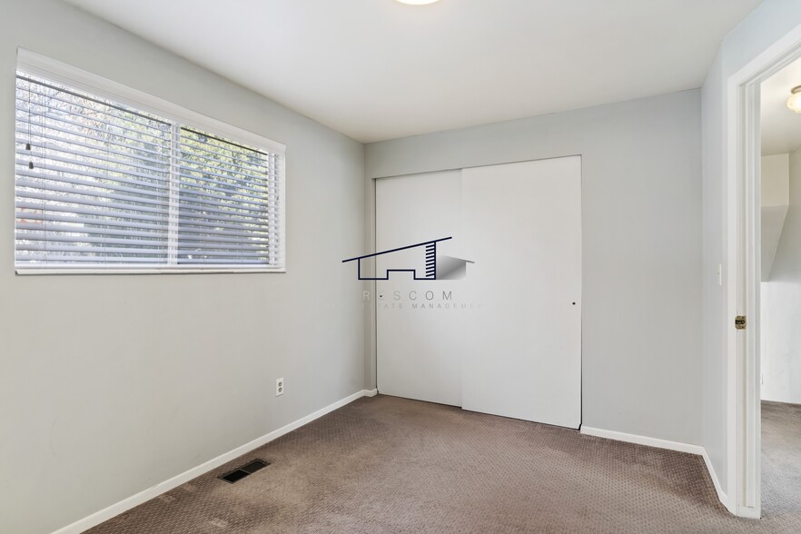 Building Photo - 1186 E 3150 N