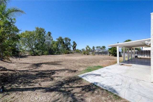 Building Photo - 1604 Avenida Del Vista