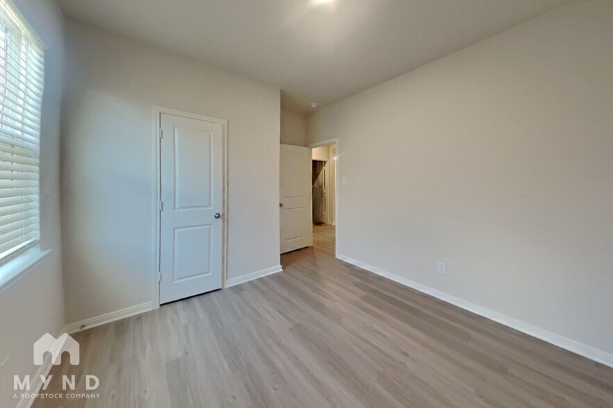 Building Photo - 15526 Caramel Spgs Dr