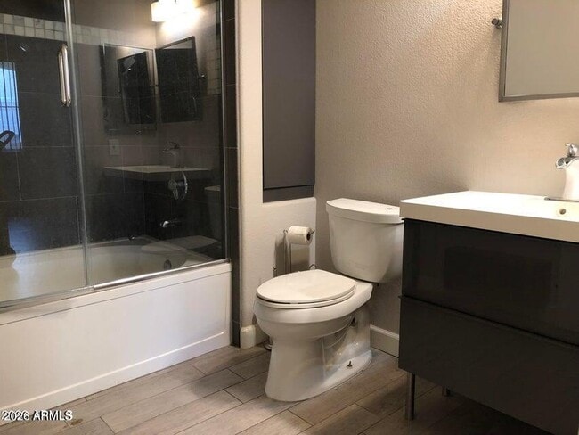 Building Photo - 3302 N 7th St