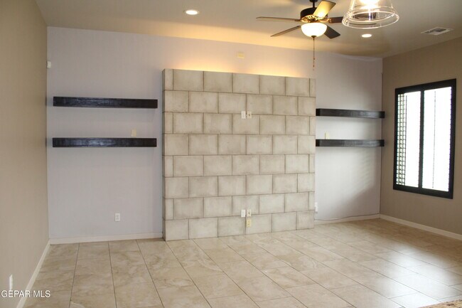Building Photo - 614 Billston Rd