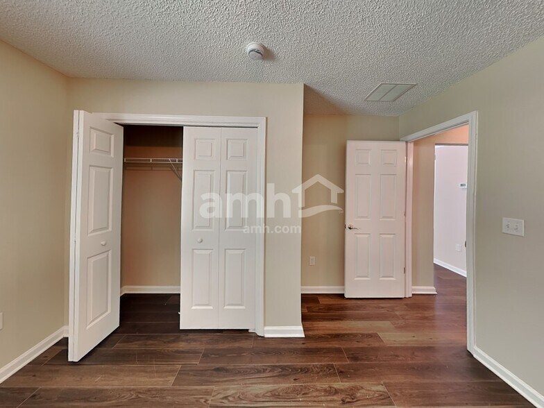 Building Photo - 3414 Fieldstone Ct