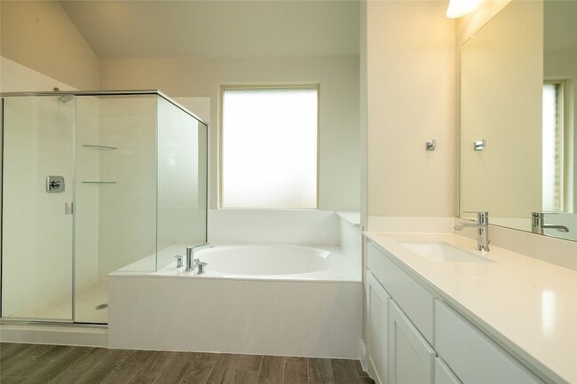 Building Photo - 4816 Dewy Rose Ln